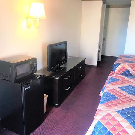 American Inn & Suites Albuquerque Ngoại thất bức ảnh