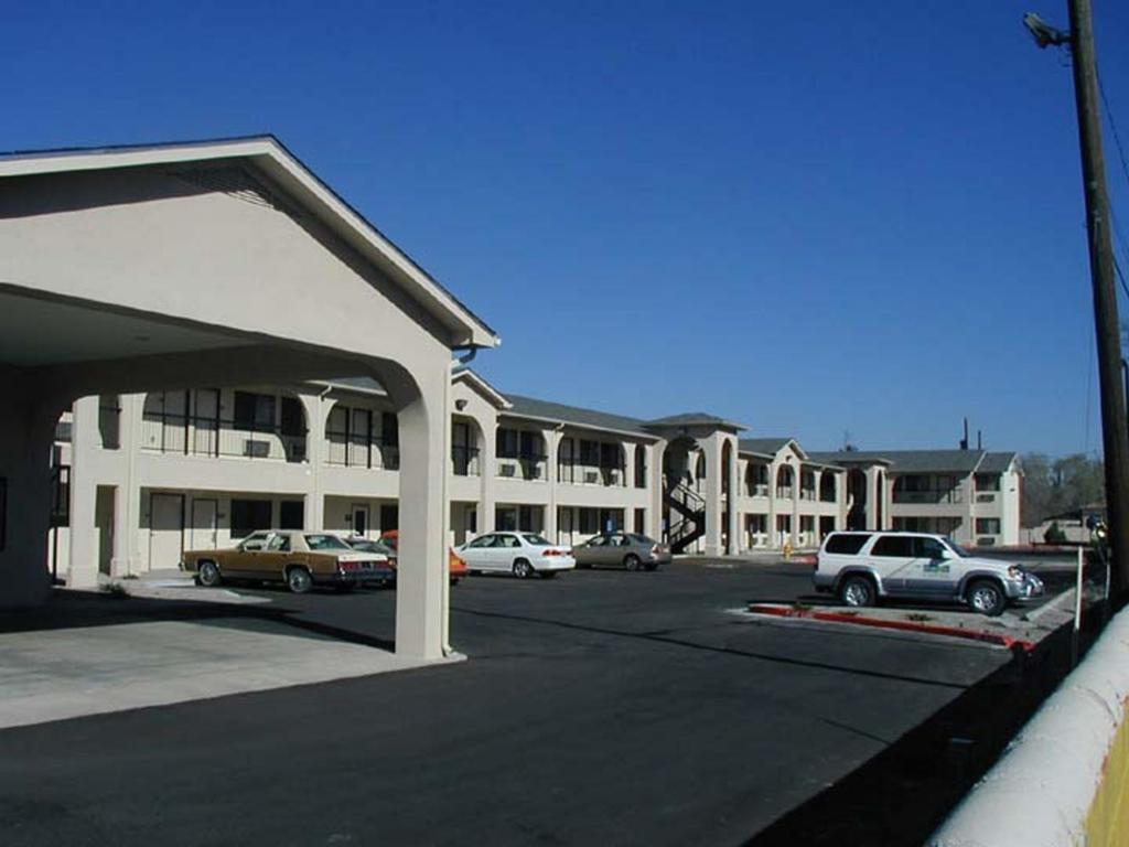 American Inn & Suites Albuquerque Ngoại thất bức ảnh